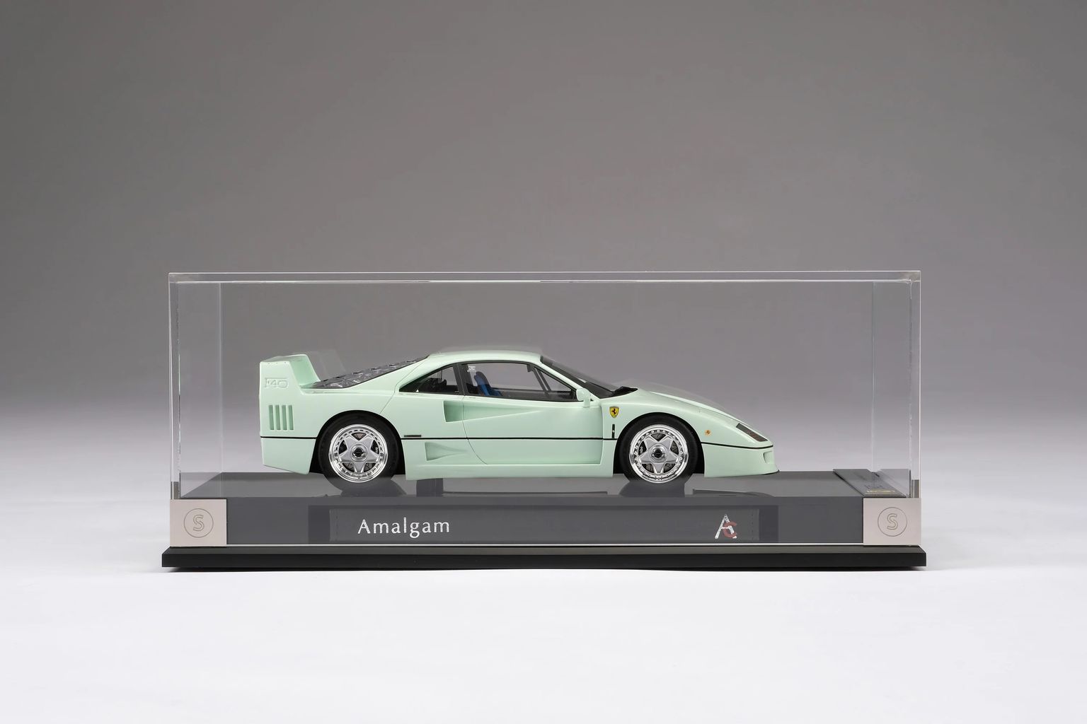 Ferrari F40 1987 Verde Pallido 1:18 Amalgam