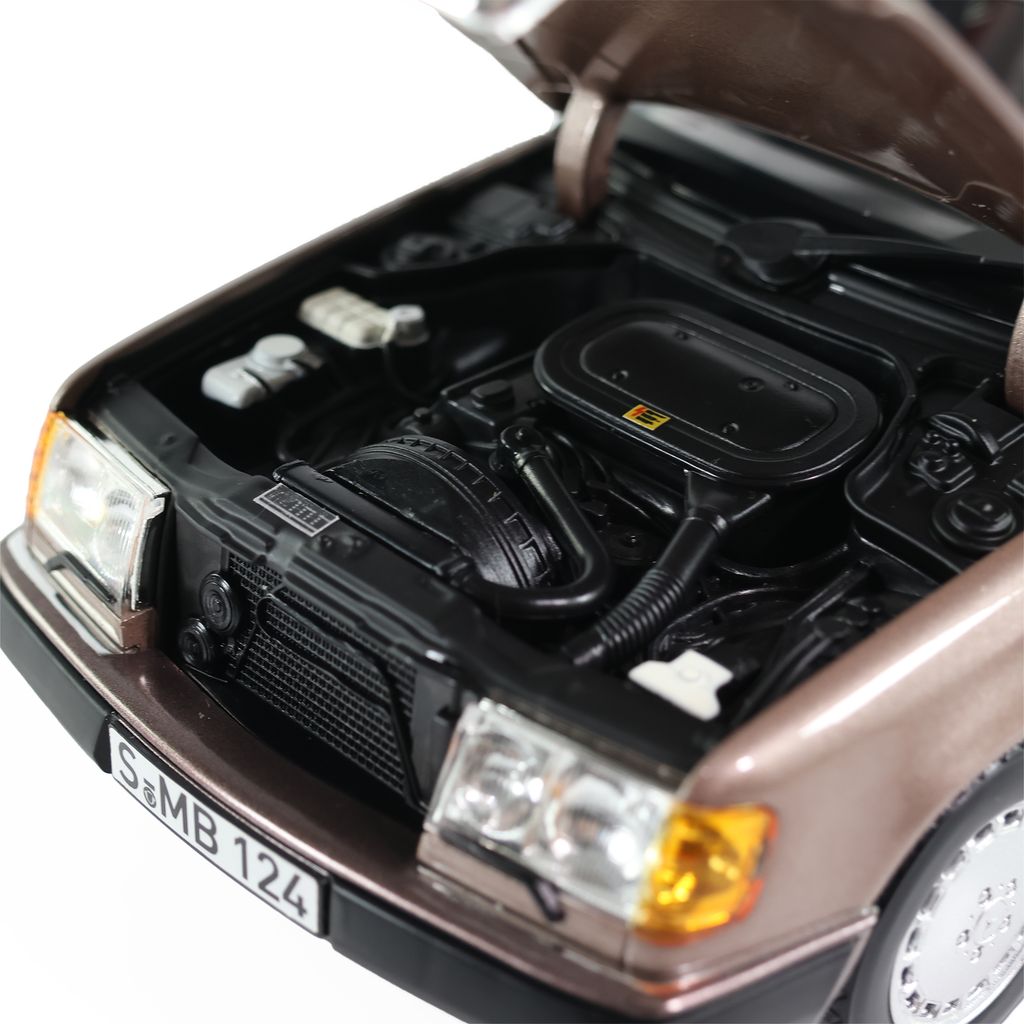 Mercedes-Benz 230 E W124 1989 dark beige metallic 1:18 Norev