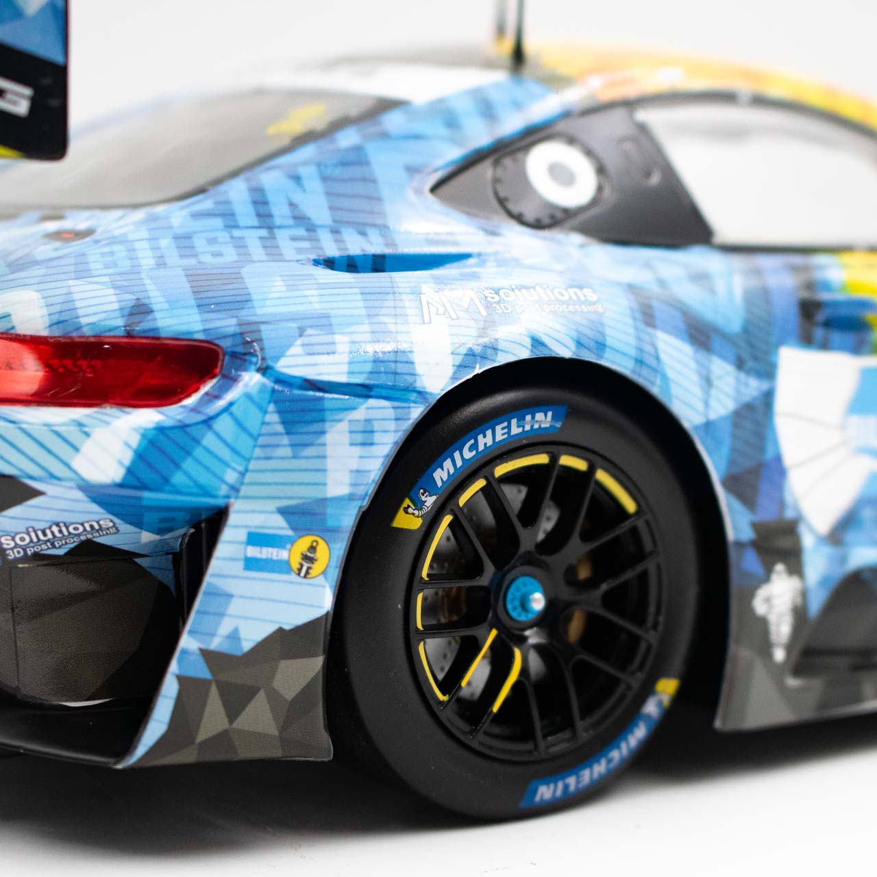 Mercedes-AMG GT3 EVO #2 HRT 24H Race Nürburgring 2020 1:18 Ixo Models