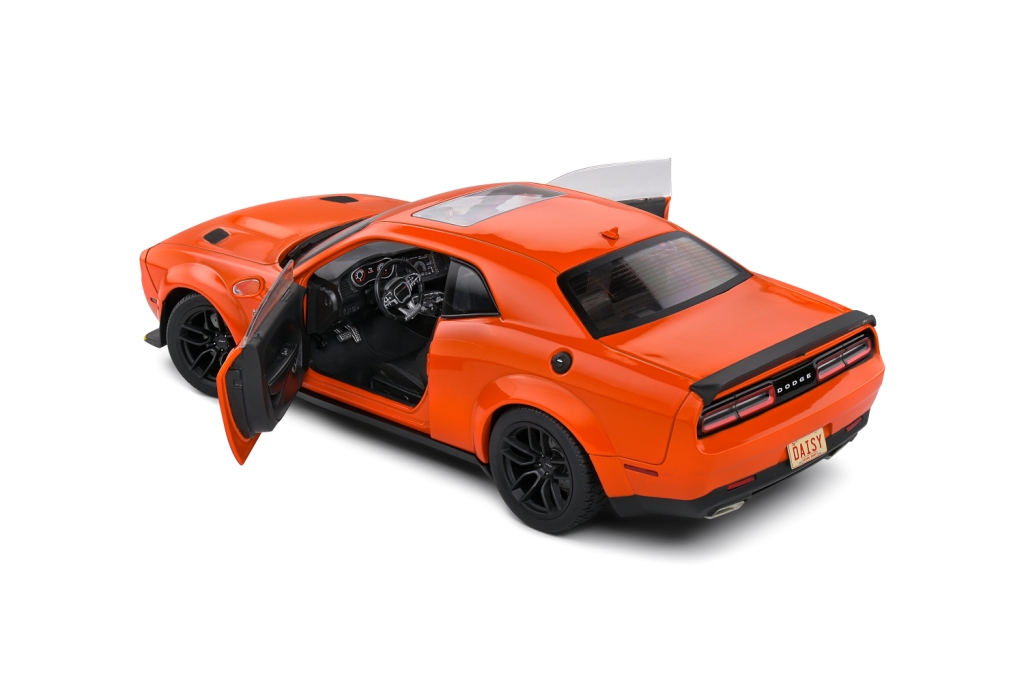 Dodge Challenger R/T Scat Pack Widebody 2023 orange 1:18 Solido