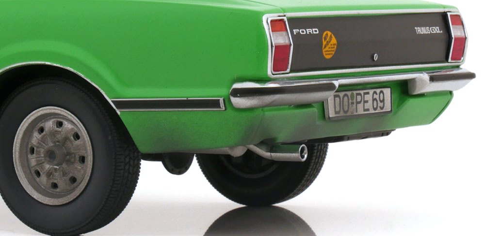 Ford England Taunus GXL *Bang Boom Bang Movie* with Vinyl Roof 1971 Dirty Version 1:18 KK Scale