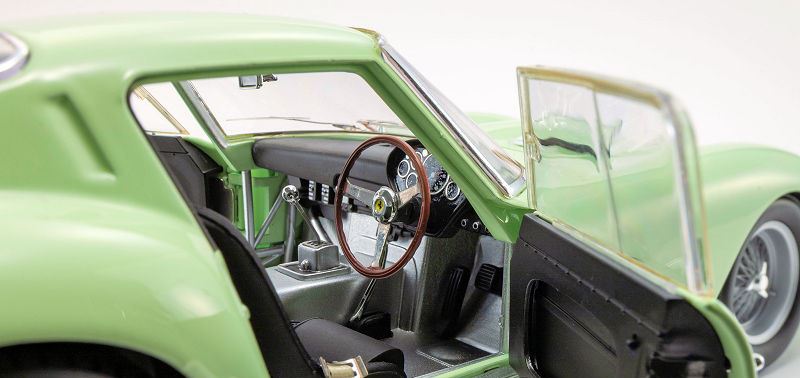 Ferrari 250 GTO RHD #15 Goodwood Tourist Trophy 1962 1:18 Kyosho