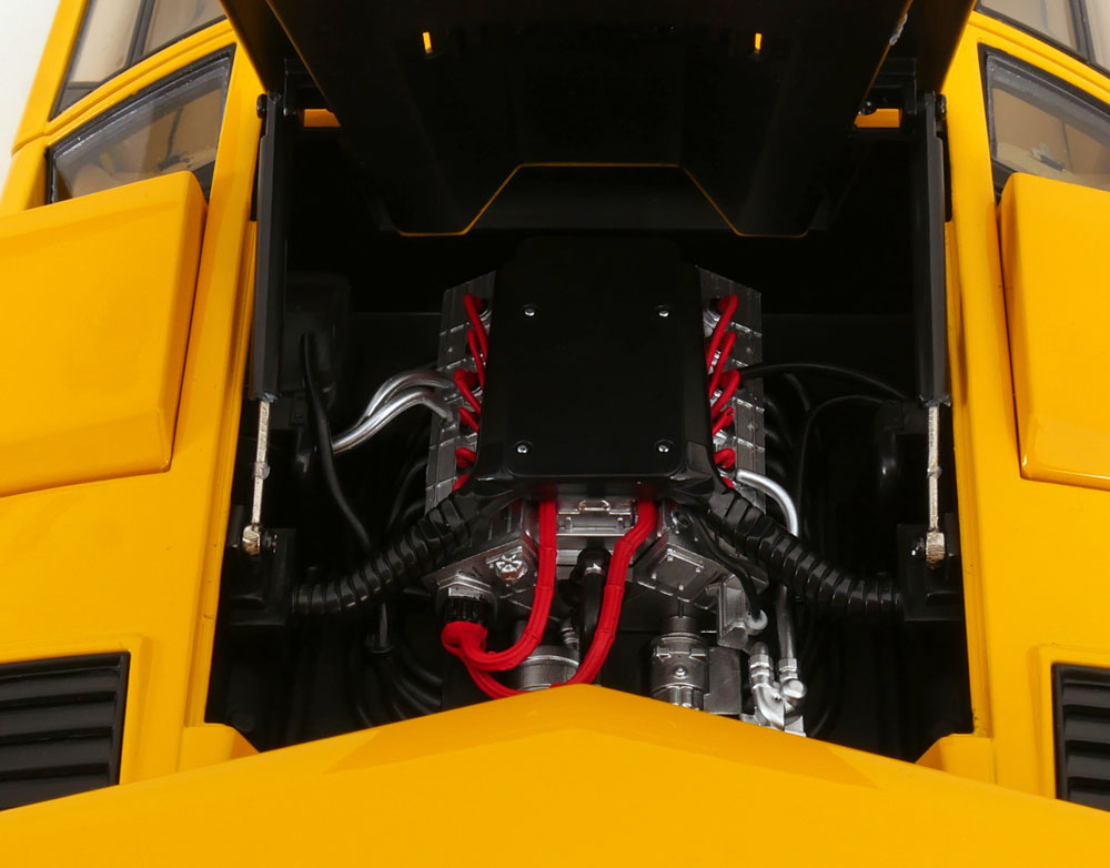 Lamborghini Countach LP 5000S QV 1985 yellow 1:12 KK Scale