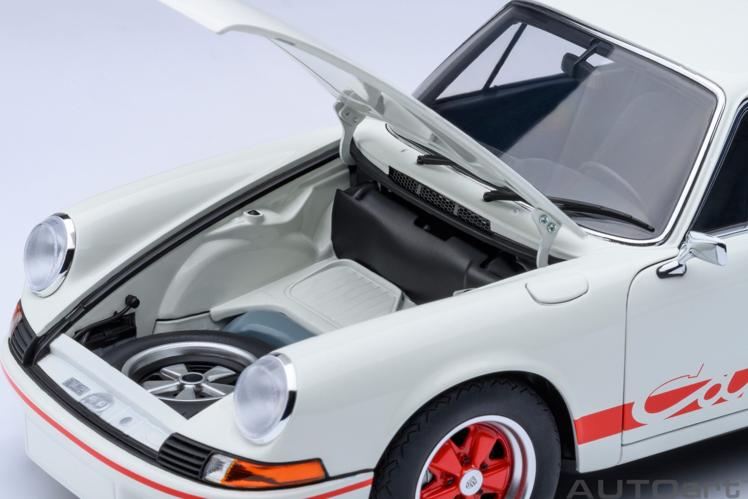 Porsche 911 Carrera 2.7 RS Grand Prix white/red stripes 1:18 AUTOart