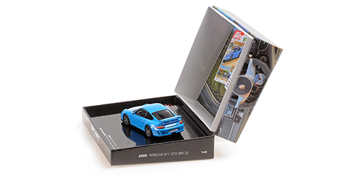 Porsche 911 GT3 2003 yellow 1:43 Minichamps
