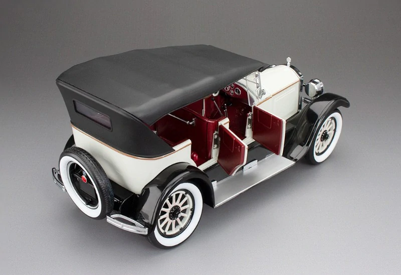 Buick Model 25 1925 light grey 1:18 Sun Star