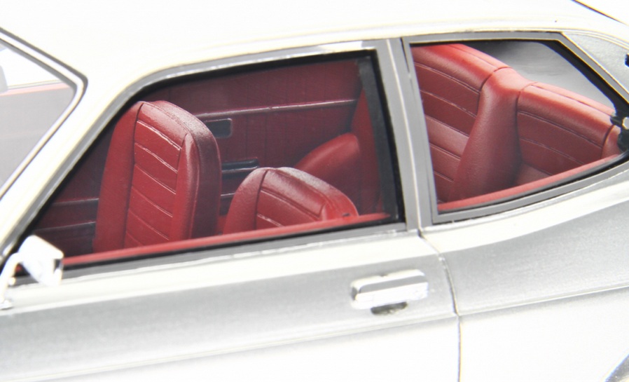 Fiat 128 Coupè 1300 SL 1972 white 1:18 Laudoracing Model