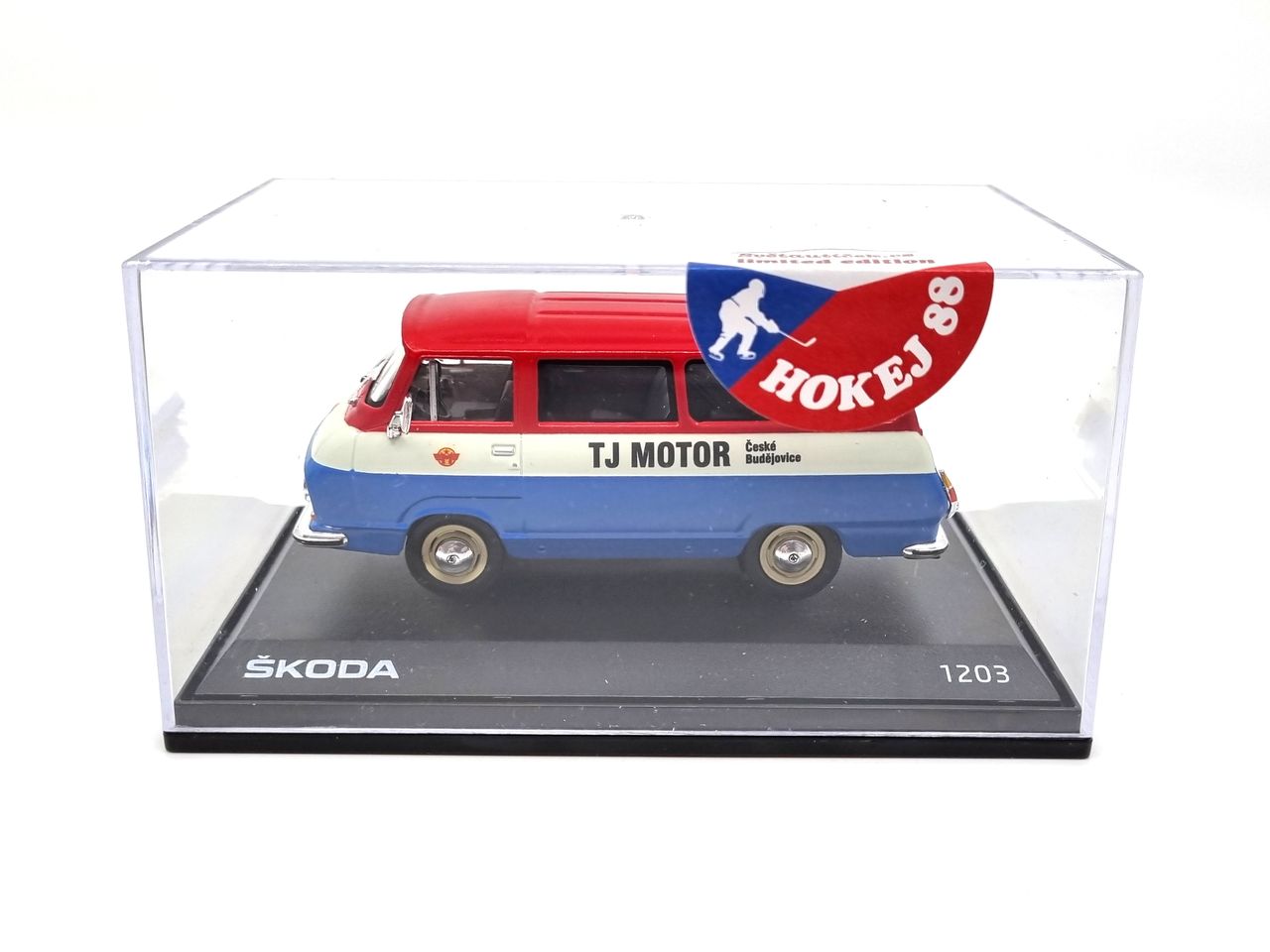 Škoda 1203 TJ Motor České Budějovice limitovaná edice "Hokej 88" 1:43 Svět autíček