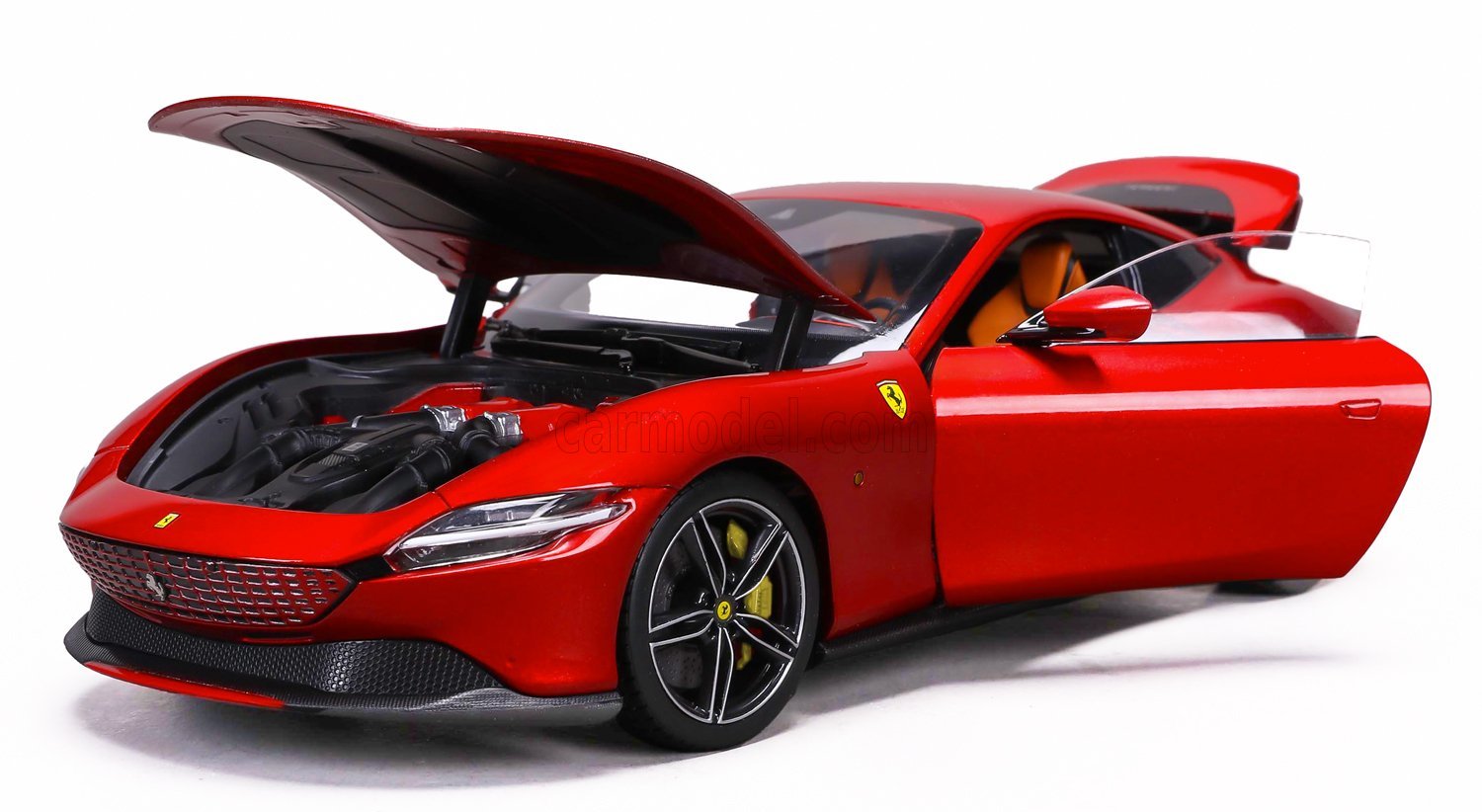 Ferrari Roma 2019 rosso magma with Showcase 1:18 Polistil