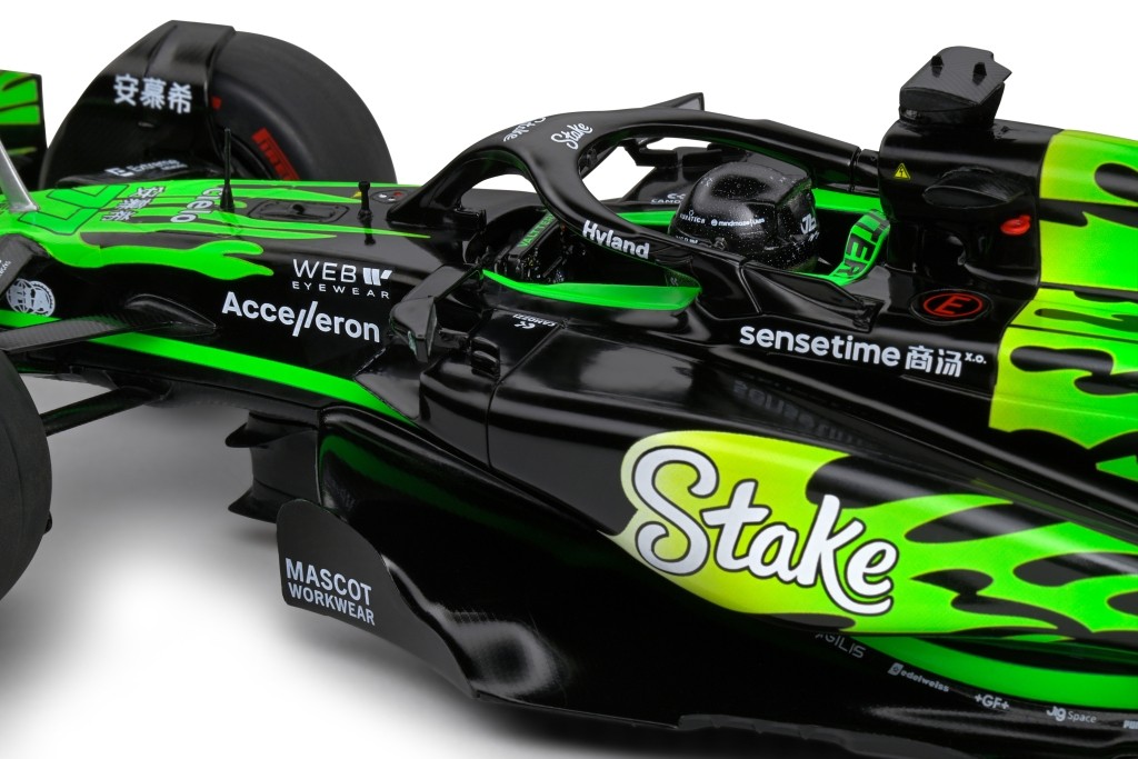 Kick Sauber F1 Team C44 Black #77 V.Bottas Las Vegas GP 2024 1:18 Solido