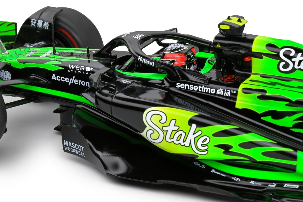 Kick Sauber F1 Team C44 Black #24 Z.Guanyu Las Vegas GP 2024 1:18 Solido