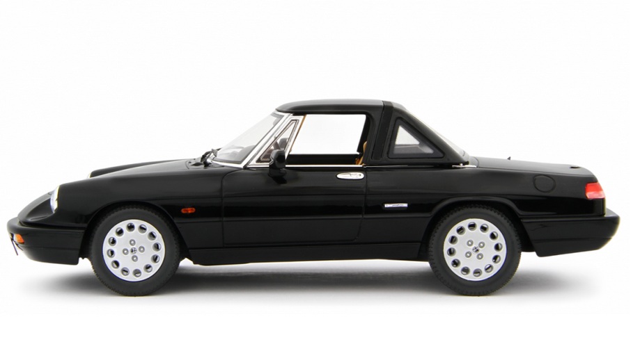 Hard Top + Soft Top for Alfa Romeo Spider 1.6 - 2.0i 1990 black 1:18 Laudoracing Model