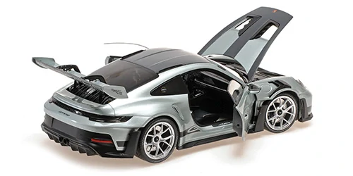 Porsche 911 (992) GT3RS 2023 silver 1:18 Minichamps