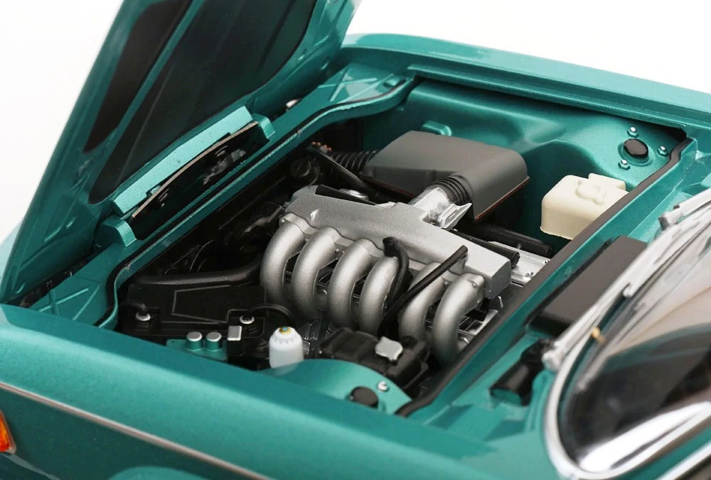 BMW 3.0 CSi E9 Coupe 1971 turquoise metallic 1:12 KK Scale