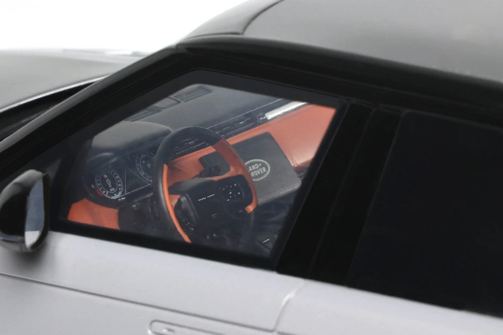Range Rover Sport SV 2024 grey 1:18 GT Spirit