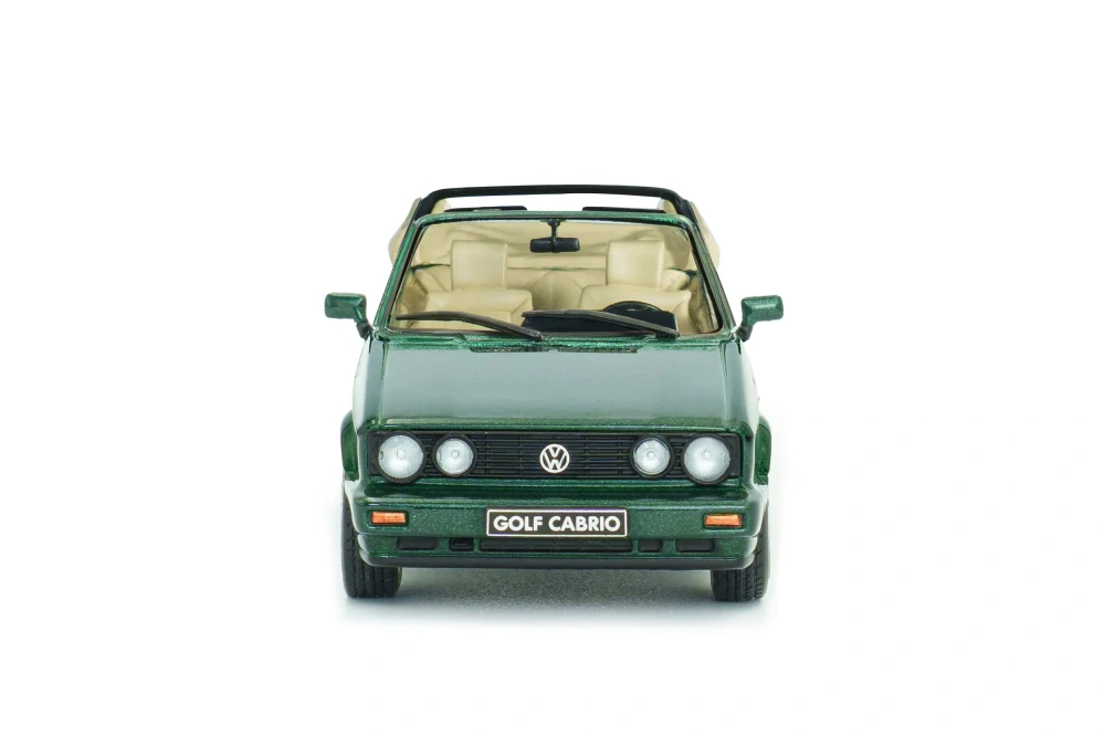 Volkswagen Golf Cabrio Classic Line 1992 green 1:43 Solido