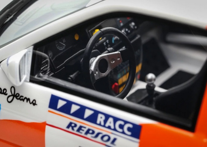 Ford Escort WRC #5 Sainz/Moya Rallye Catalunya 1997 1:18 OttOmobile