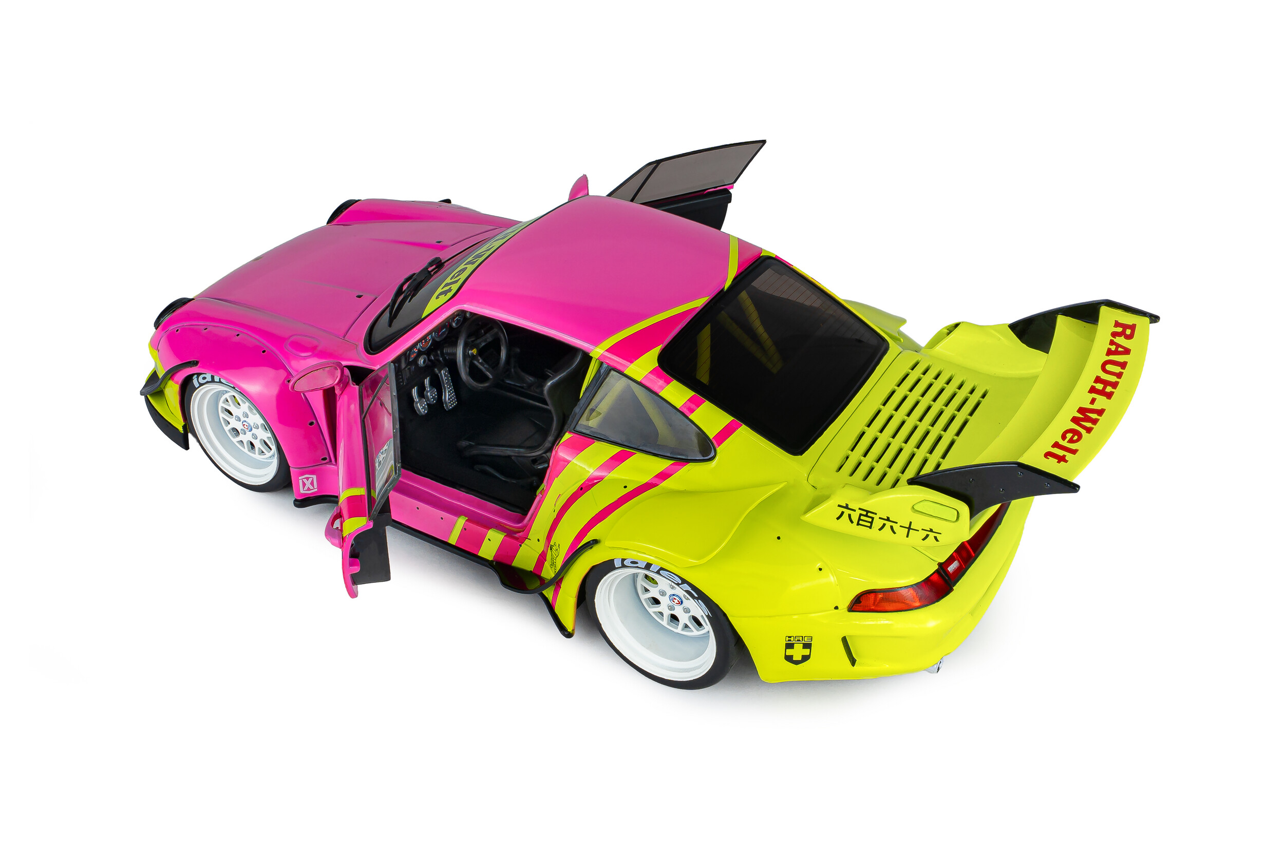 Porsche RWB Bodykit 2024 pink 1:18 Solido