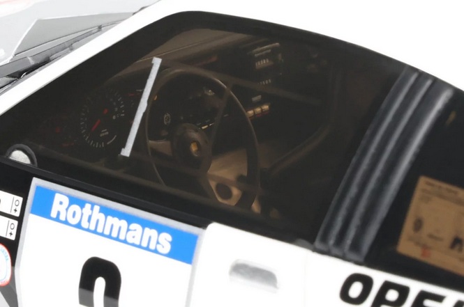 Rally Pack - Chevrolet G30 Assistance Van with Trailer + Opel Manta Gr.B #3 G.Fréquelin Tour de Corse 1984 1:18 OttOmobile