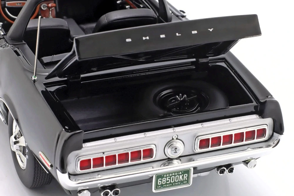 Shelby GT500 KR Convertible 1968 black/white top 1:18 Acme Diecast