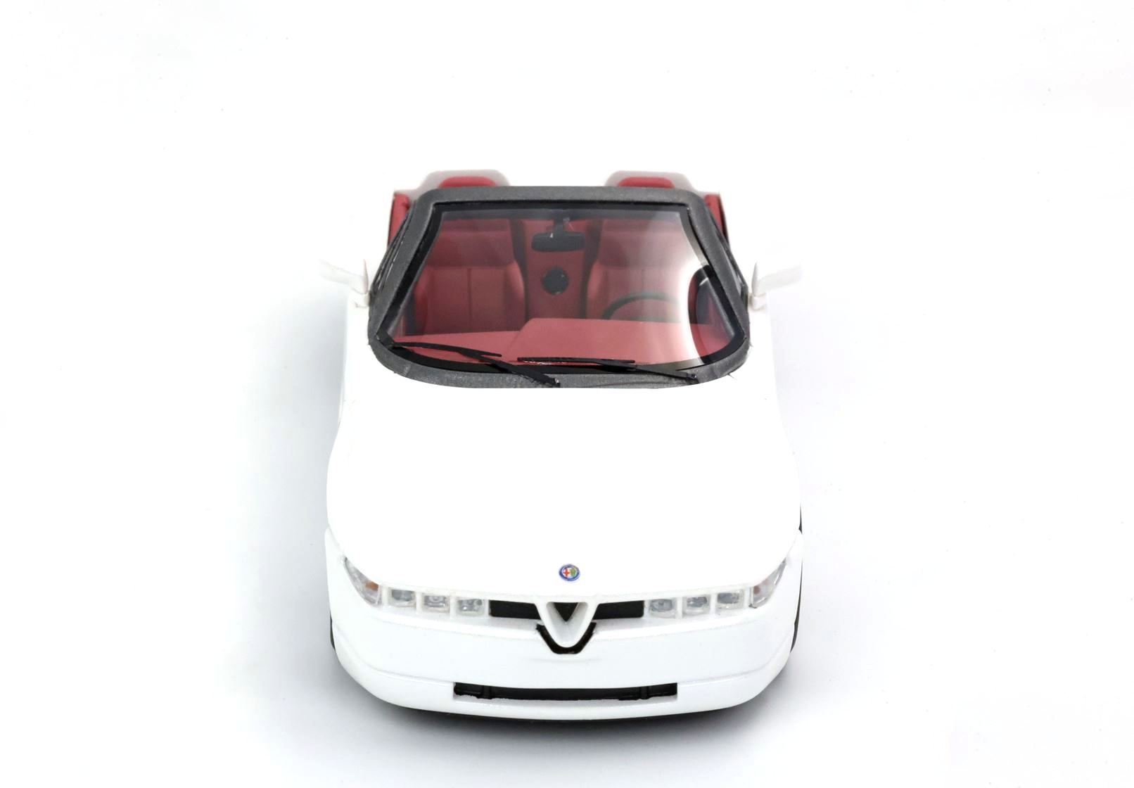 Alfa Romeo RZ Roadster Pearl White 1:43 B.B.R.