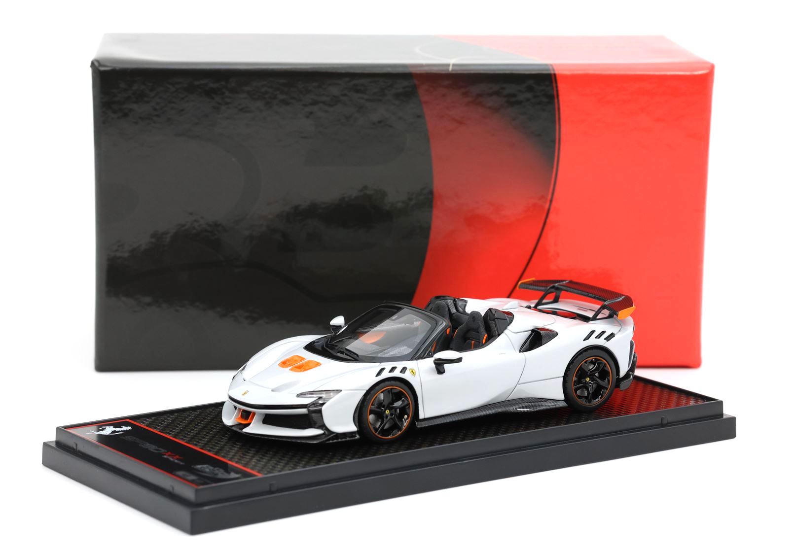 Ferrari SF90 XX Spider Arctic White 1:43 B.B.R.