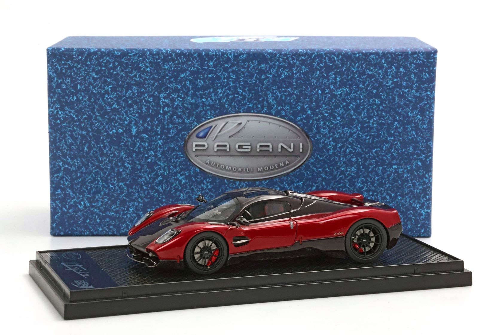 Pagani Utopia Rosso Dubai 1:43 B.B.R.