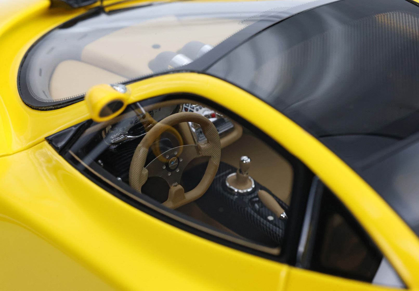 Pagani Zonda C12 Yellow 1:18 B.B.R.