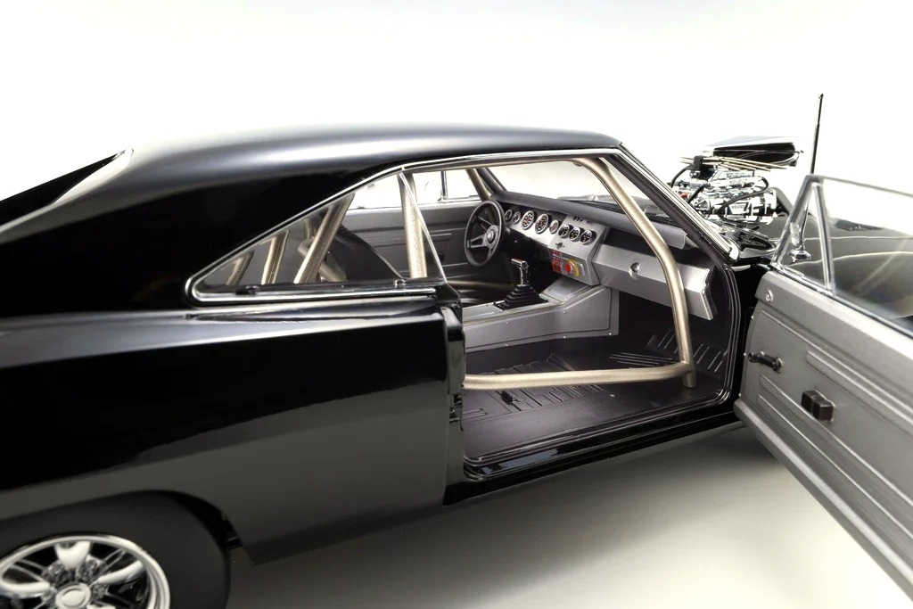 Dom's Dodge Charger R/T 1970 *Fast & Furious* black 1:18 Kyosho
