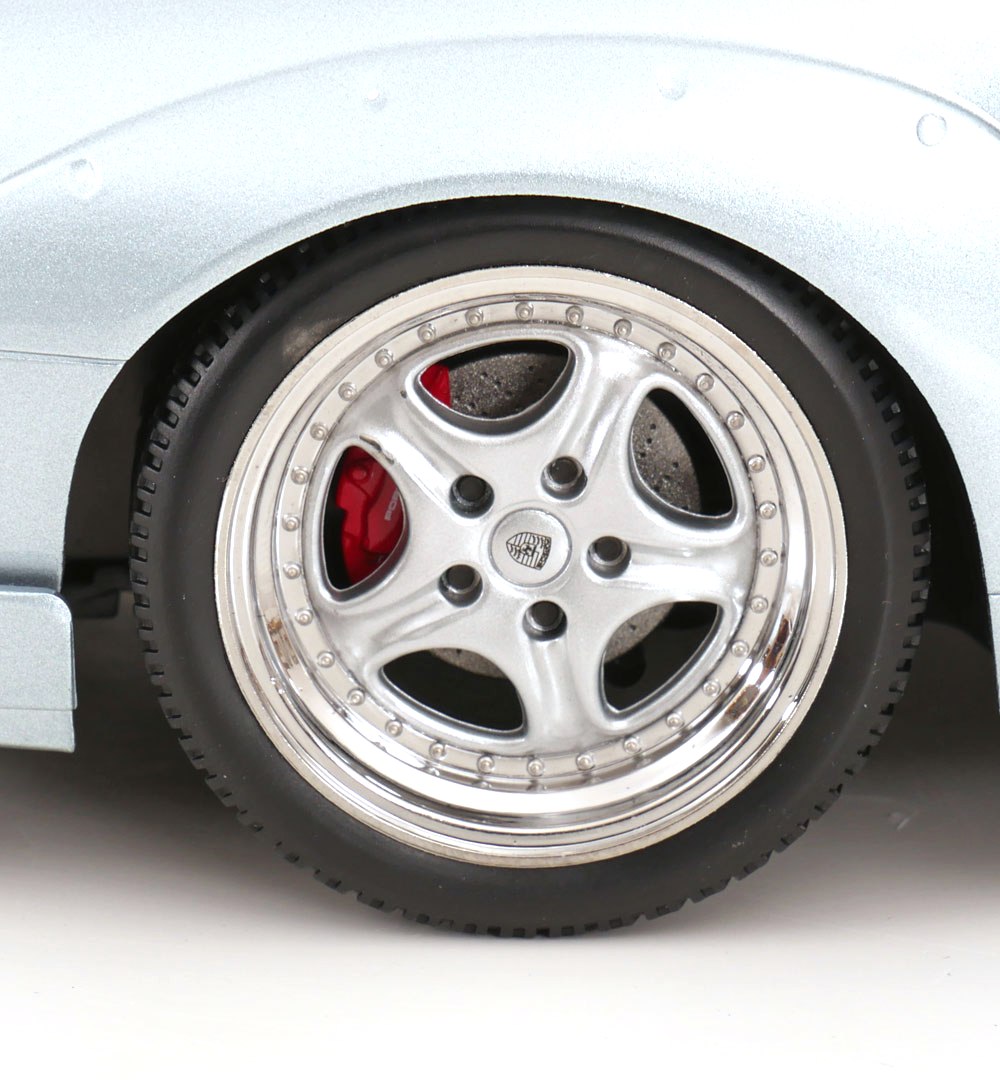 Porsche 911 993 GT2 1996 Speedline Rims silver 1:12 KK Scale