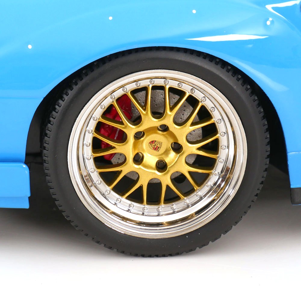 Porsche 911 993 GT2 1996 BBS Rims light blue 1:12 KK Scale