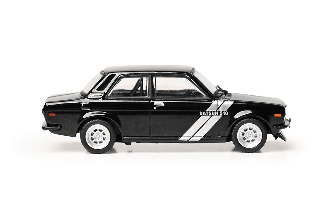 Datsun 510 black 1:64 Ixo America