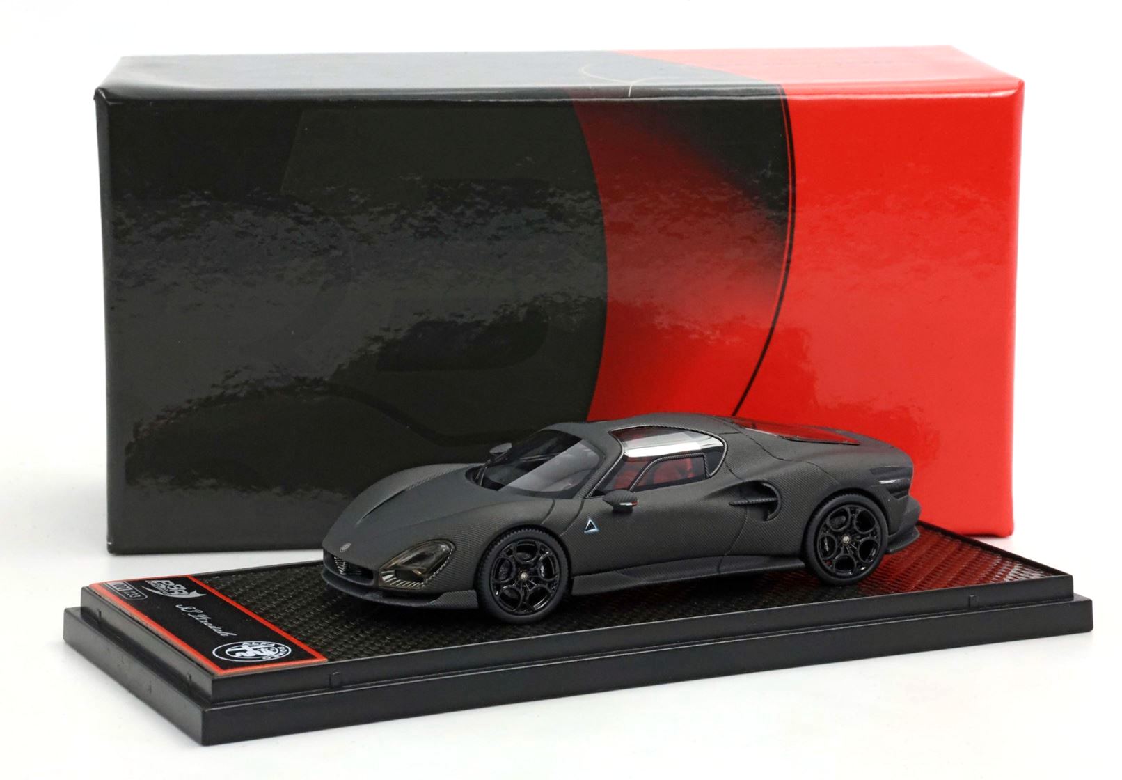 Alfa Romeo 33 Stradale Carbon Fibre 1:43 B.B.R.