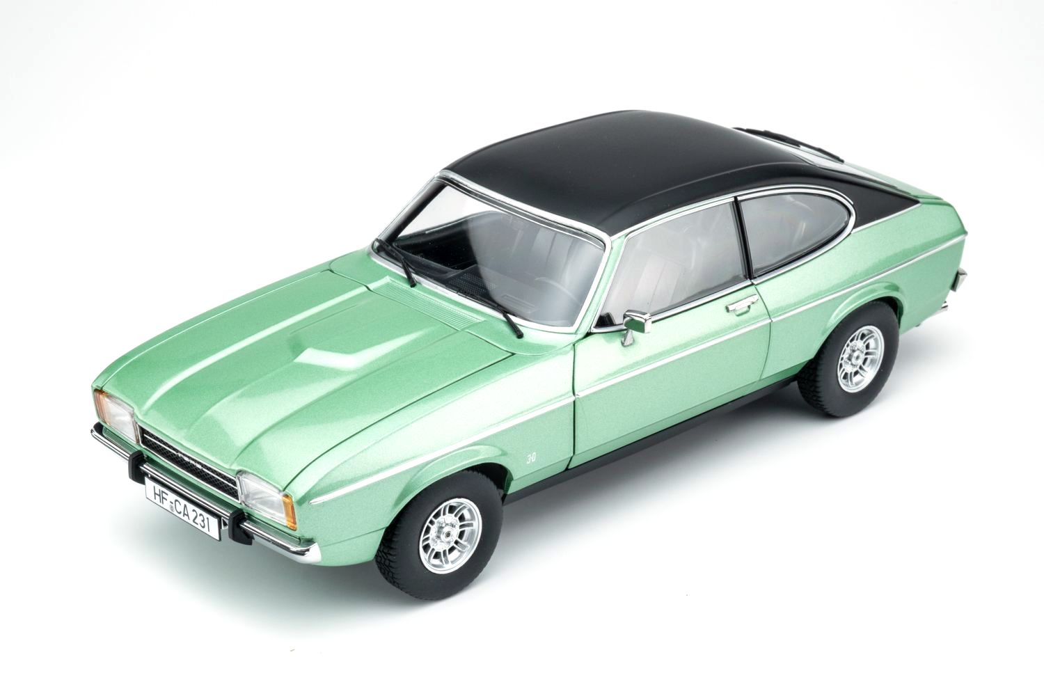 Ford Capri II Ghia 3.0 1974-1977 mediteran green/black vinyl top 1:18 Touring Modelcars