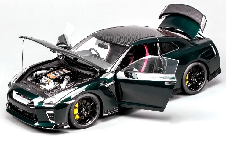 Nissan GT-R Nismo T-Spec Coupe 2022 green 1:18 Motorhelix