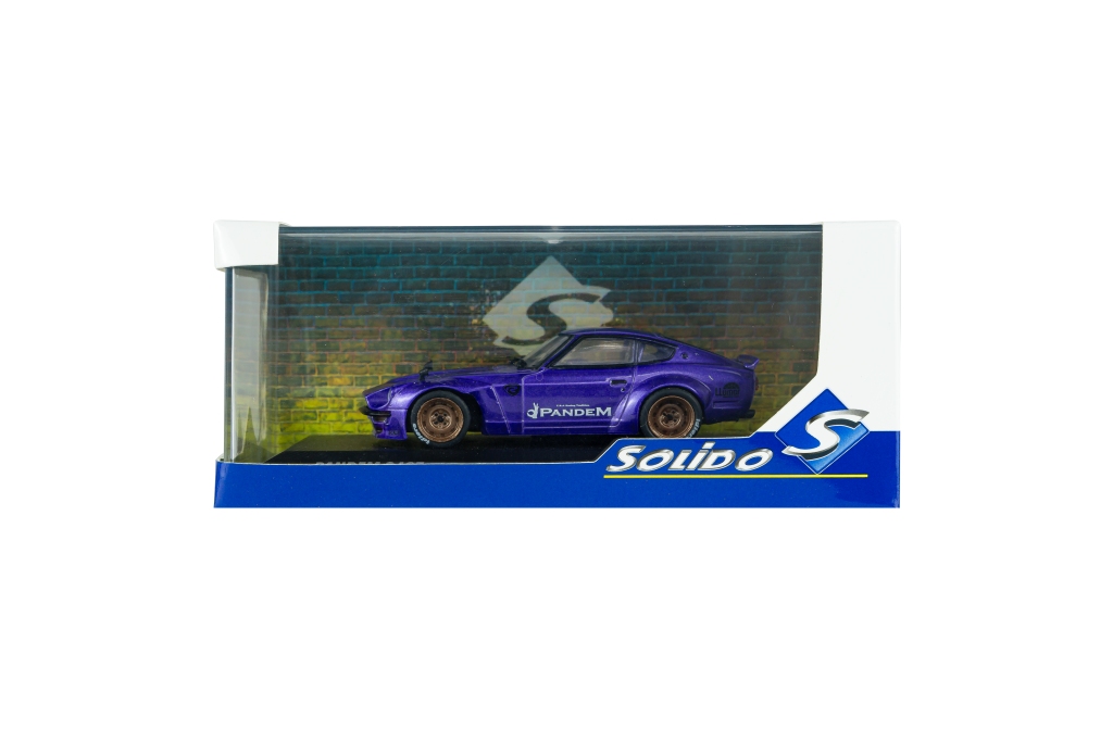 Datsun 240Z Pandem 1973 purple metallic 1:43 Solido