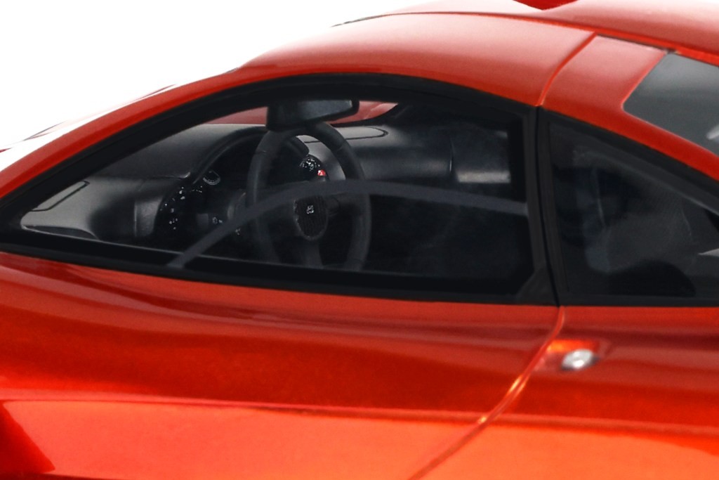 McLaren F1 Roadcar 1992 mansour orange 1:18 GT Spirit