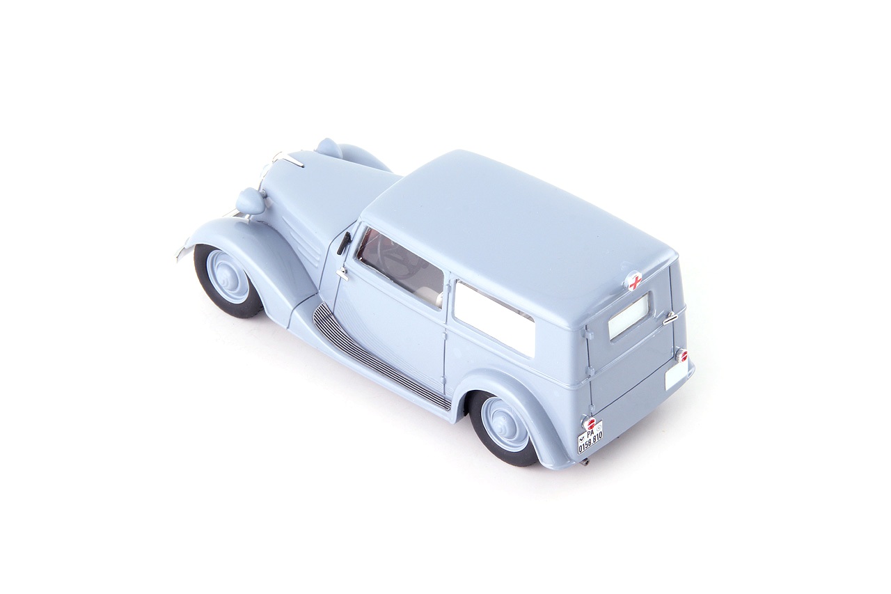 Tatra 57B Sanitka Sodomka 1940 1:43 AutoCult