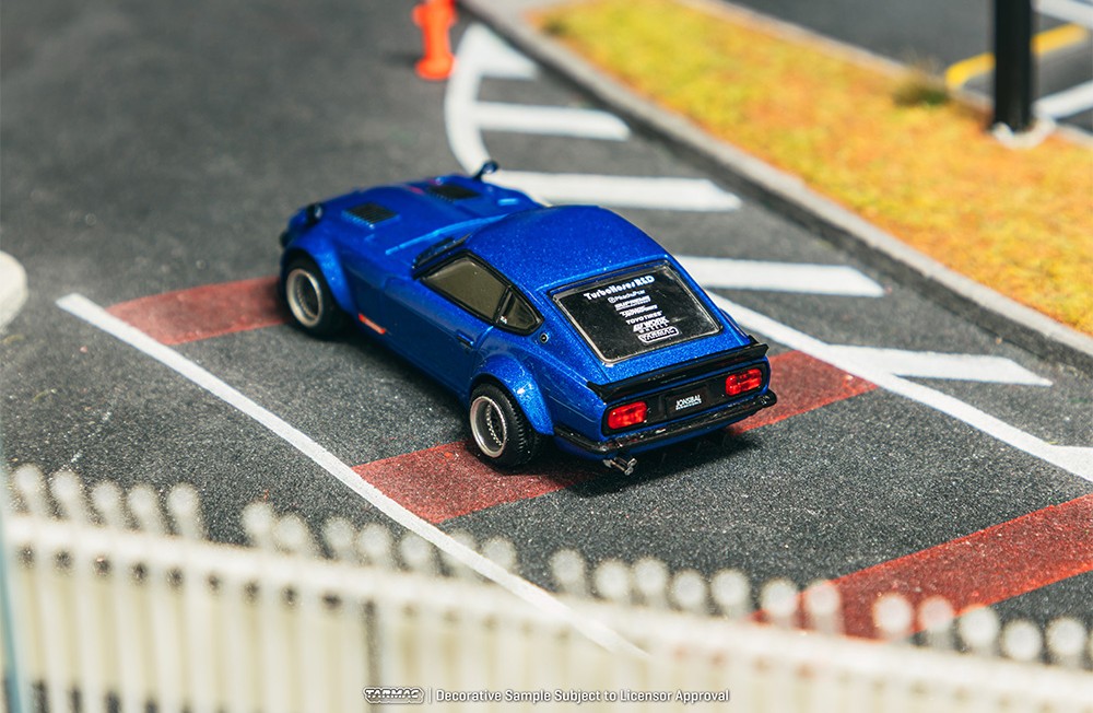 Nissan Fairlady Z S30 Widebody Designed by Jon Sibal blue 1:64 Tarmac