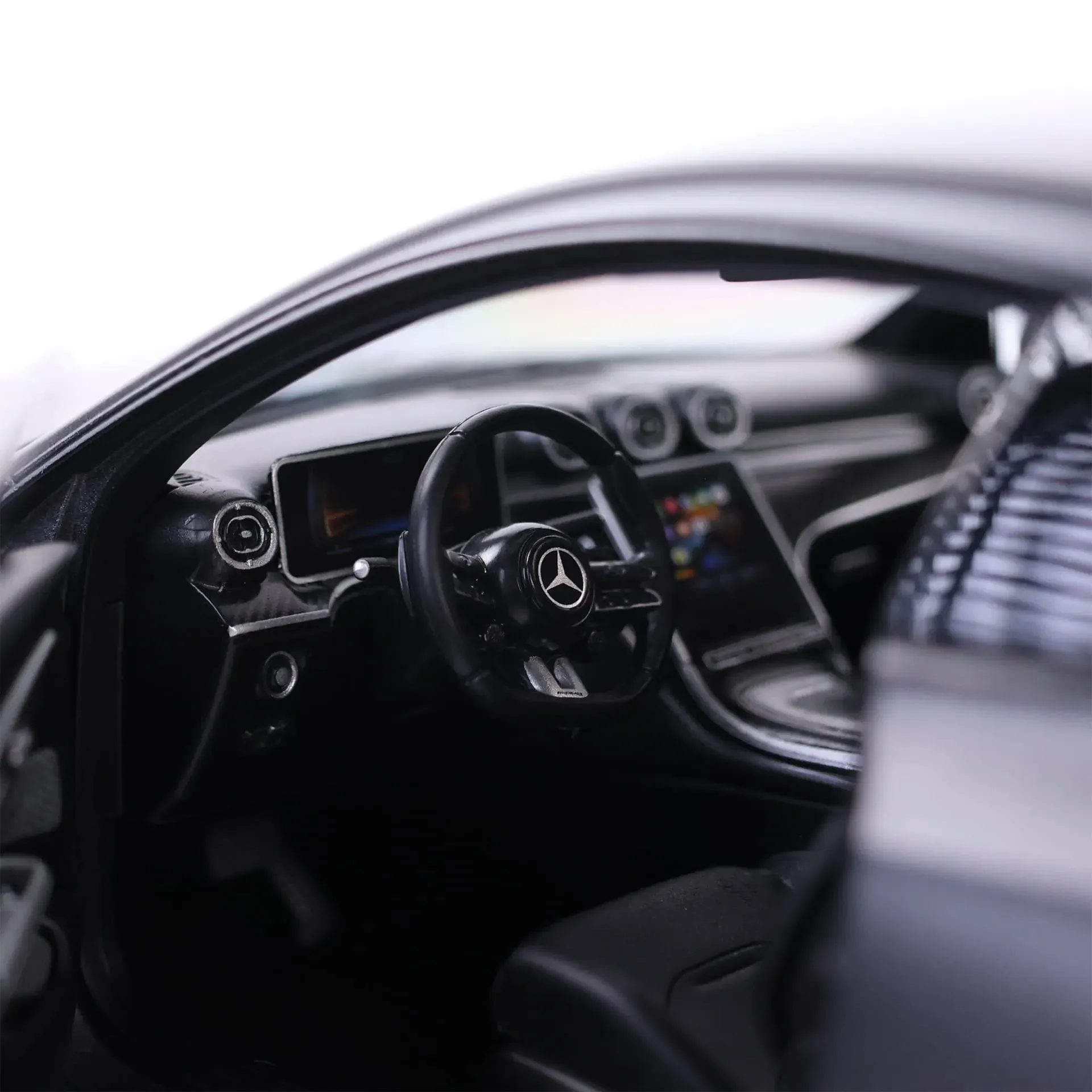 Mercedes-AMG CLE 53 Coupe Manufaktur graphit grey 1:18 NZG