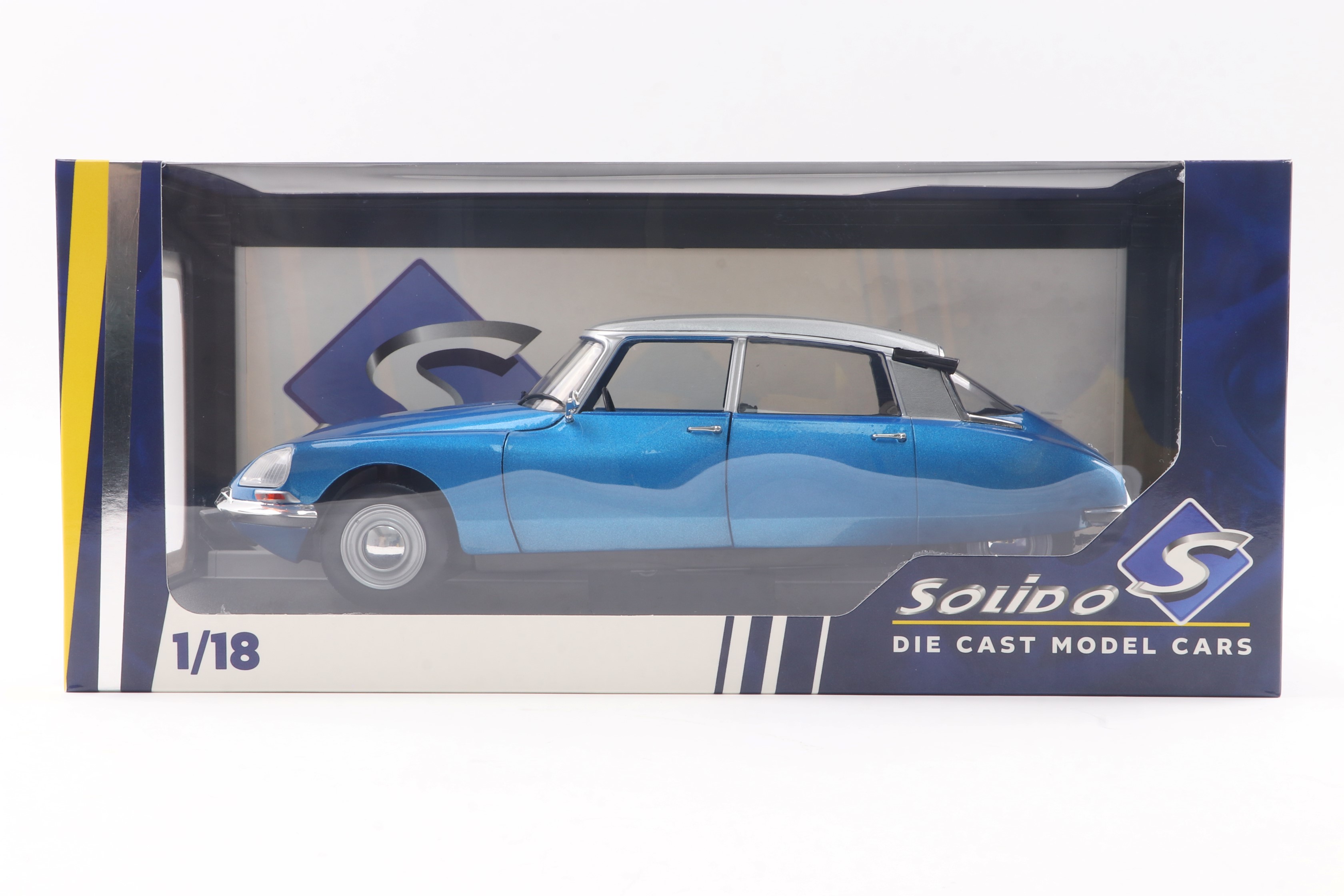 Citroen D Special 1972 blue 1:18 Solido