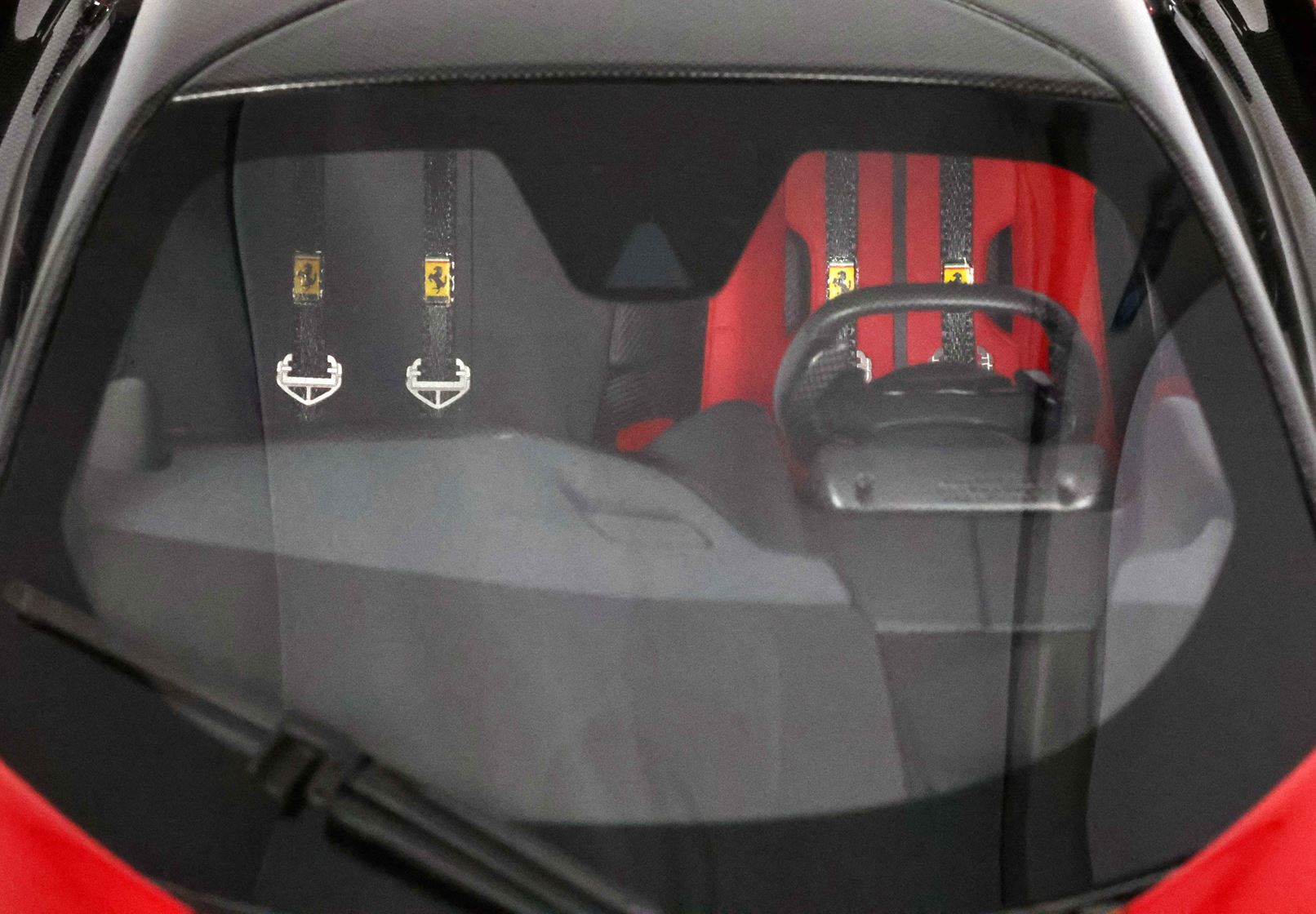 Ferrari F80 Rosso Supercar 1:12 B.B.R.