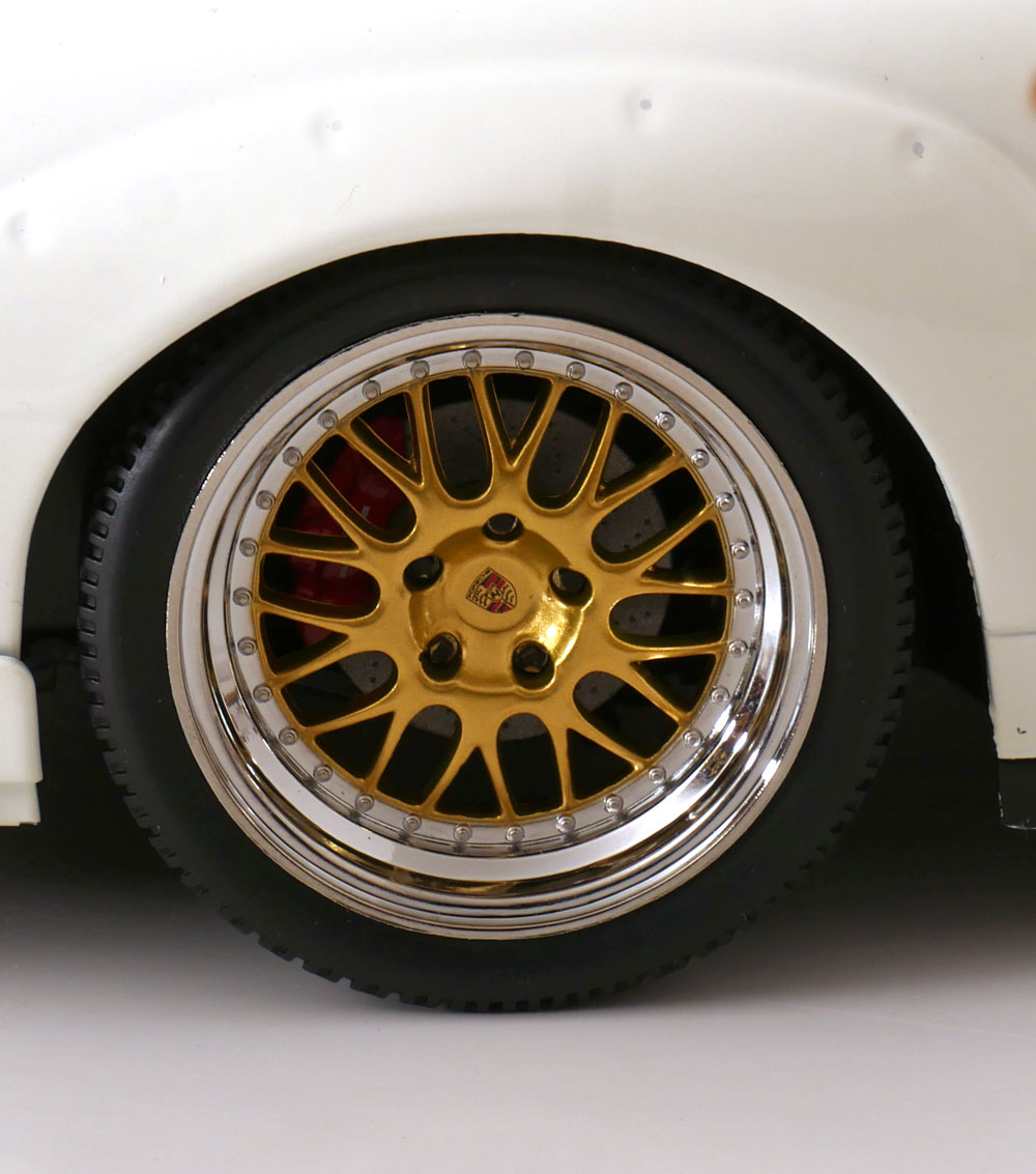 Porsche 911 993 GT2 1996 BBS Rims white 1:12 KK Scale