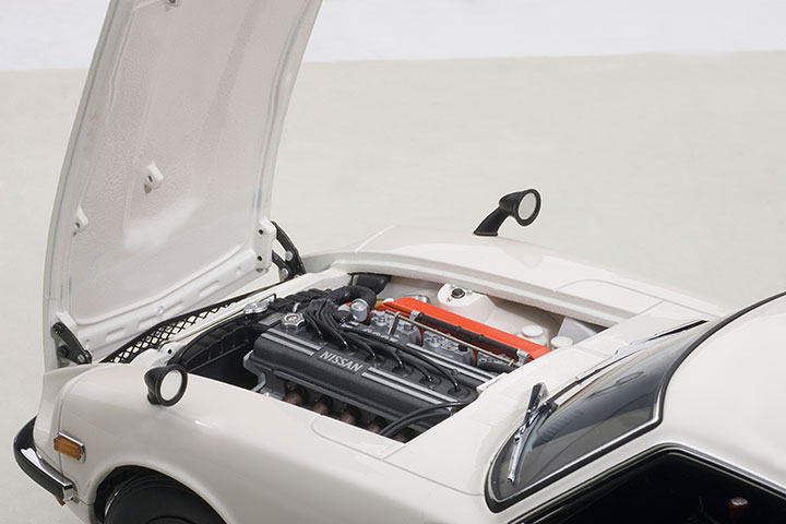 Nissan Fairlady Z432 1969 white 1:18 AUTOart