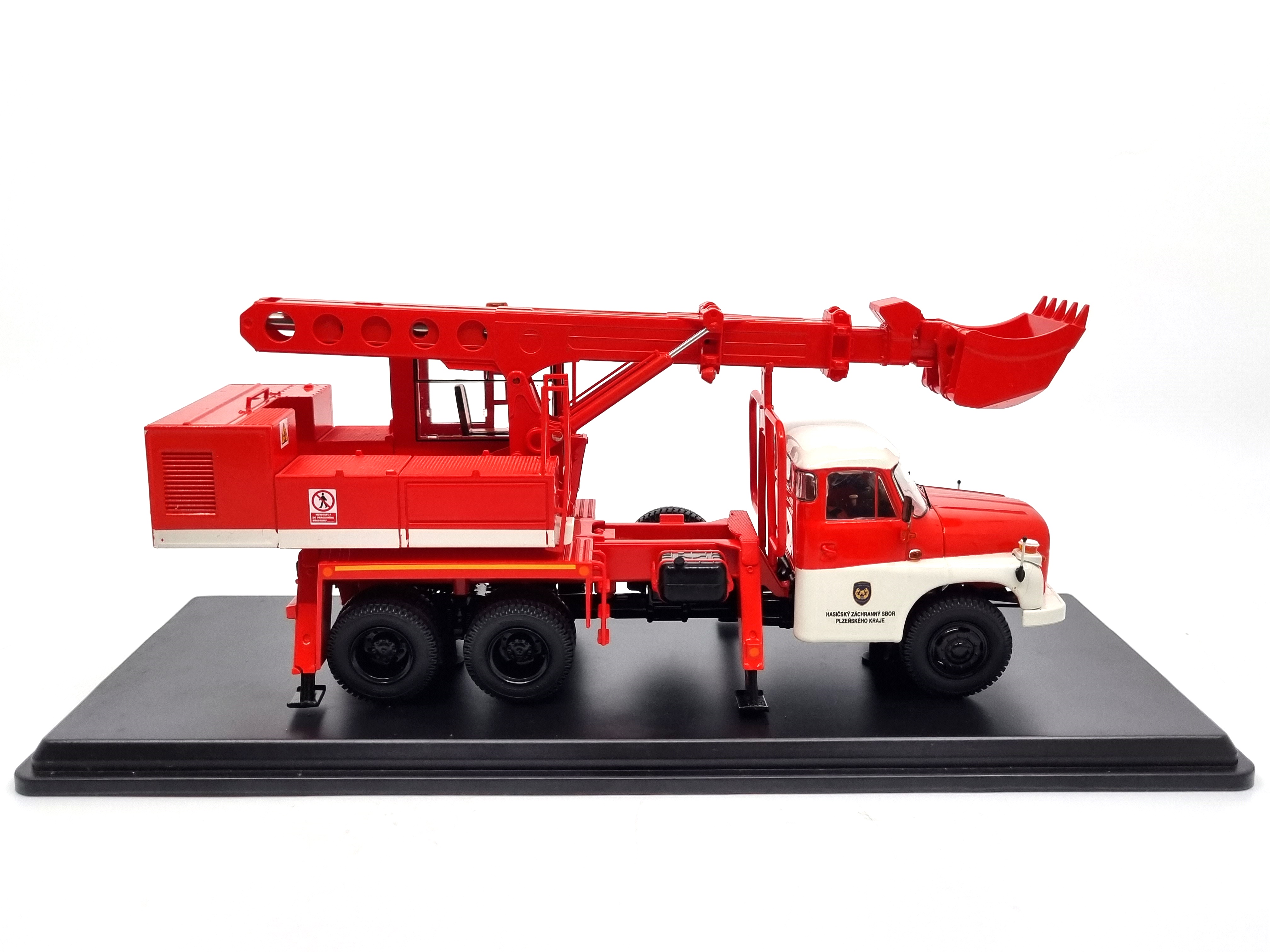 Tatra T148 UDS-110 HZSPK 1:43 SSM