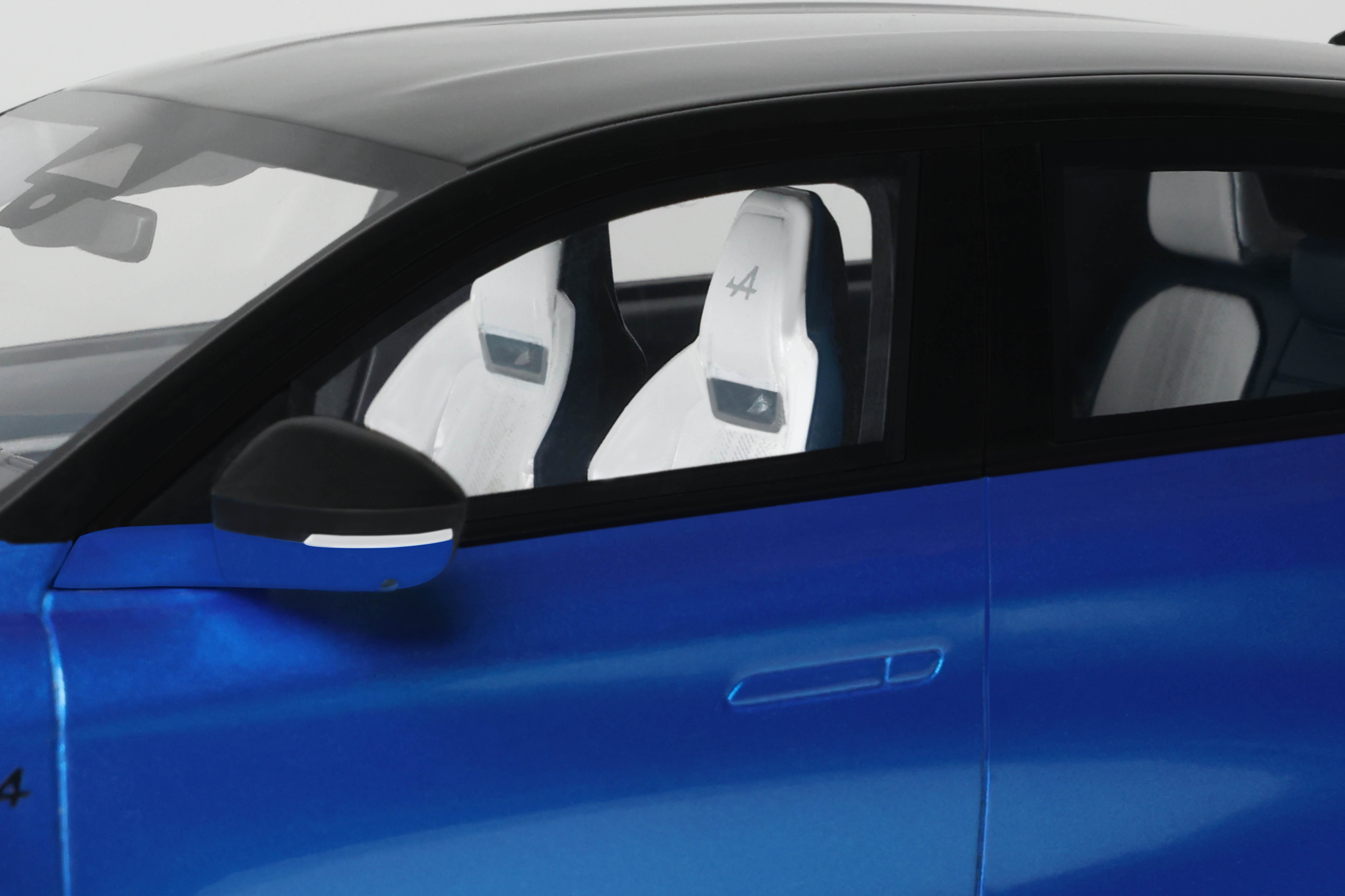 Alpine A390 GTS 2025 specular blue 1:18 OttOmobile