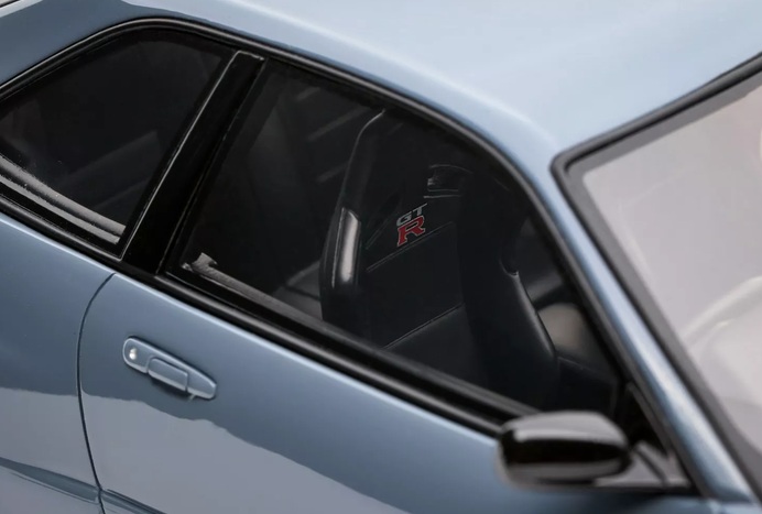 Nissan Skyline GT-R BNR34 with Body Kit 2025 stealth grey 1:18 OttOmobile