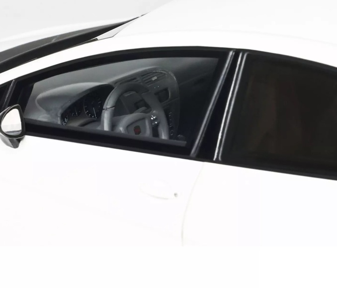 Seat Leon MK2 Cupra R 2010 candy white B9A 1:18 OttOmobile