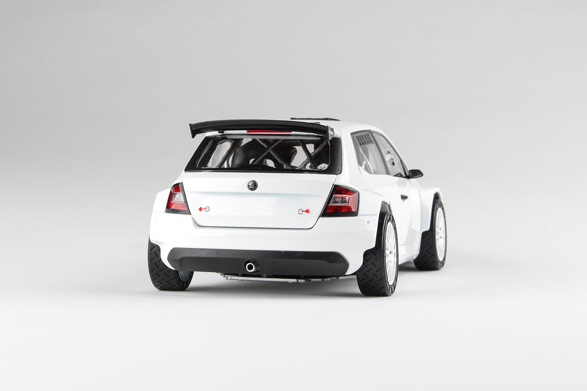 Škoda Fabia III R5 2015 bílá 1:18 Abrex