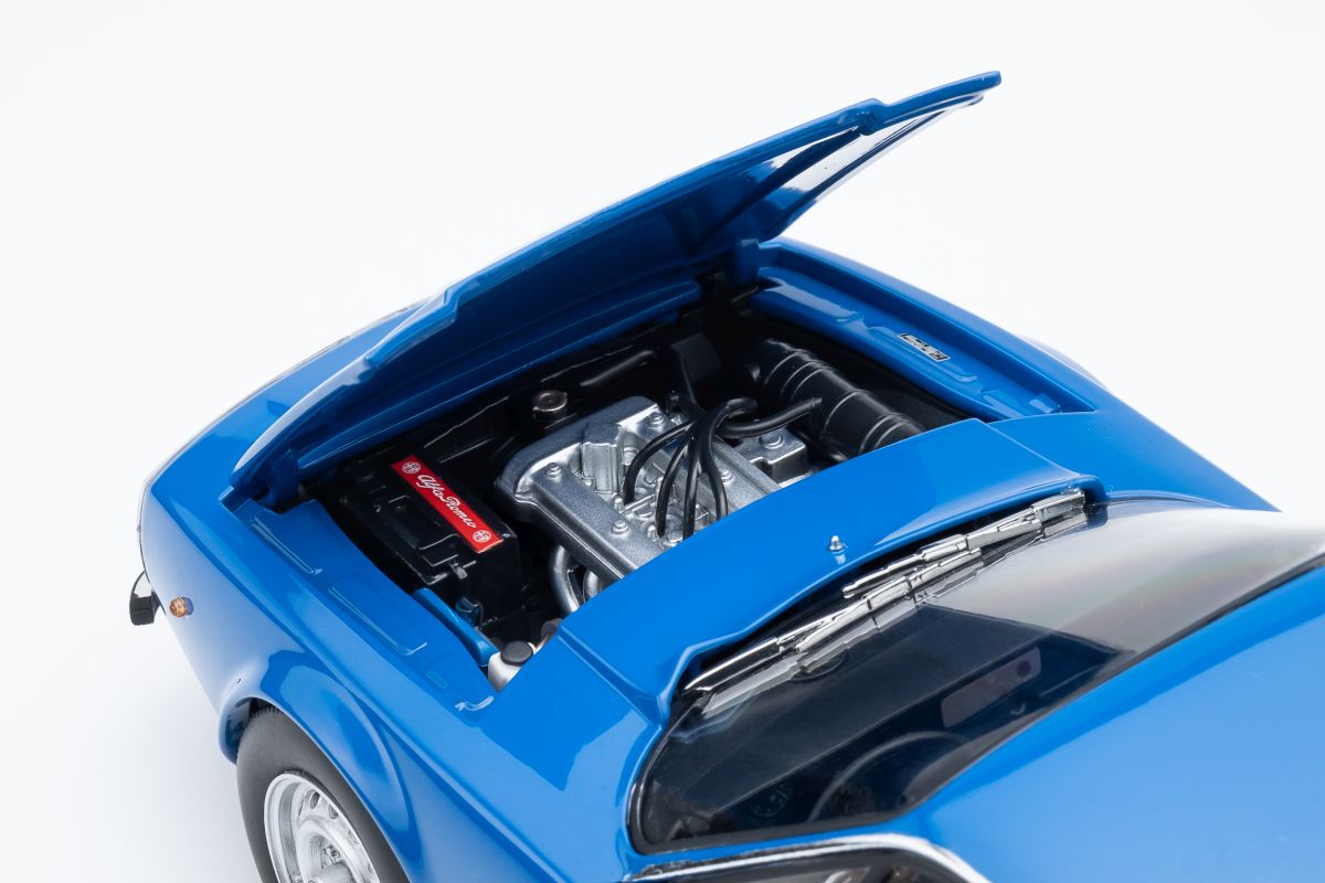 Alfa Romeo Junior Zagato 1969 blu medio 1:18 Norev